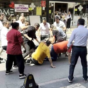 adapazarinda gruplar arasi kavga zsfNuHea