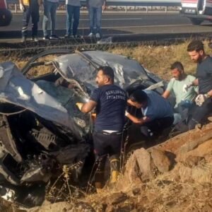 sanliurfada otomobil devrildi iki kisi hayatini kaybetti RP5iQEFp