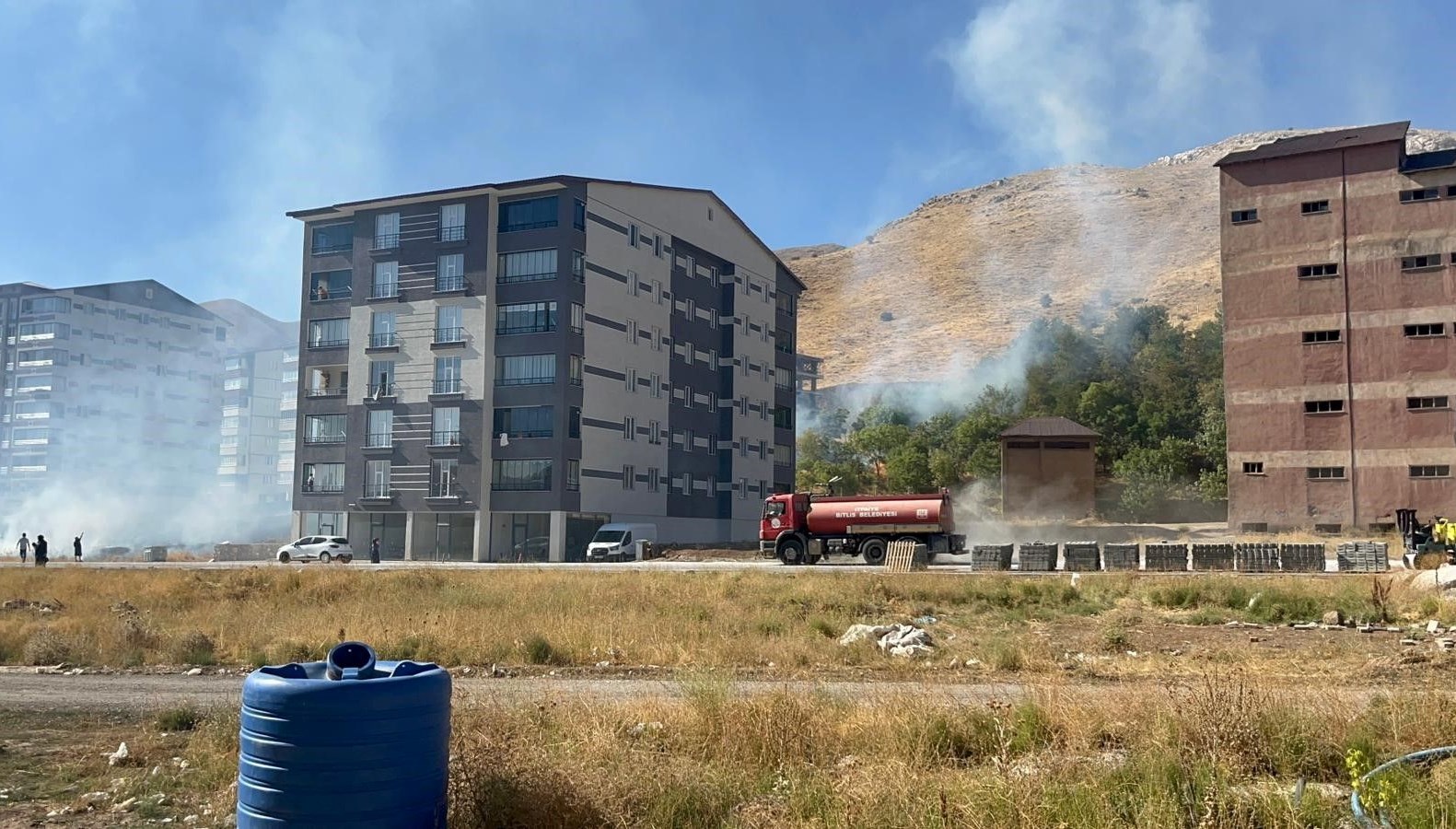 bitliste cikan yangin agaclara zarar verdi 41nOTxXE