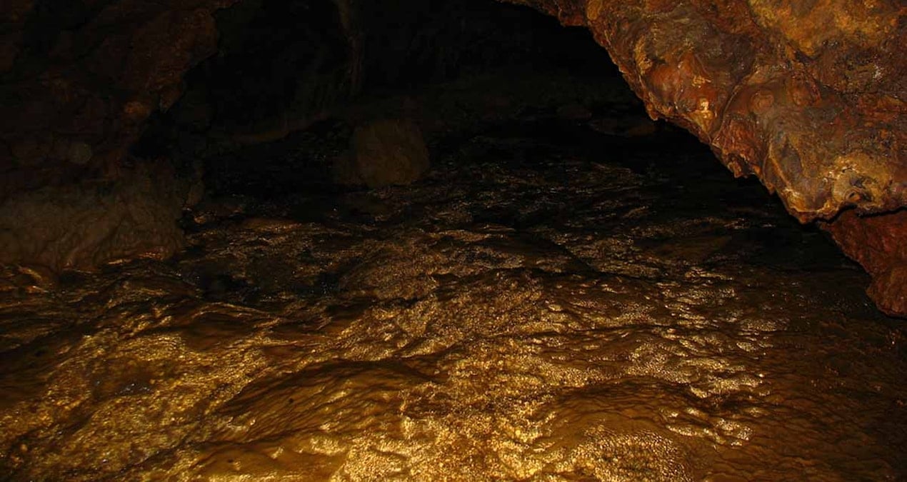 gizli madende 100 tondan fazla altin bulundu ulke ekonomisi icin bu bir donum noktasi FDet8Cp3