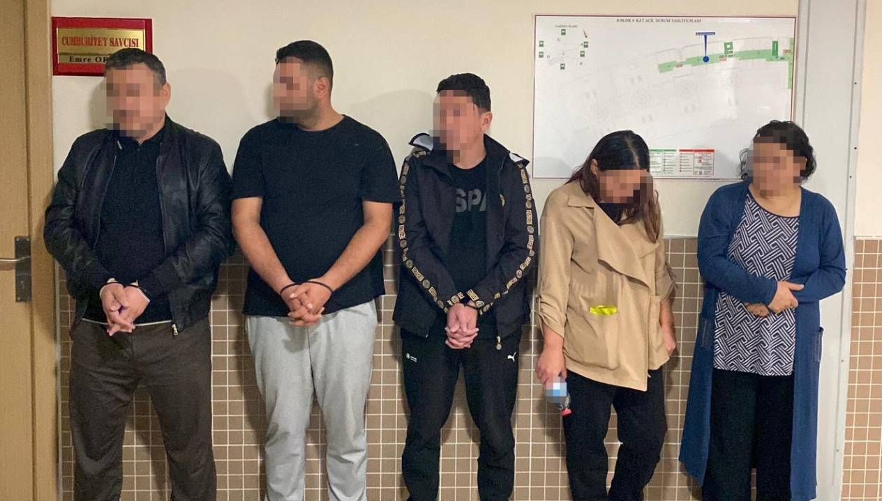 sanatci nalan hoke turani 90 bin tl dolandirdilar 12 supheli yakalandi DG4j3tZG