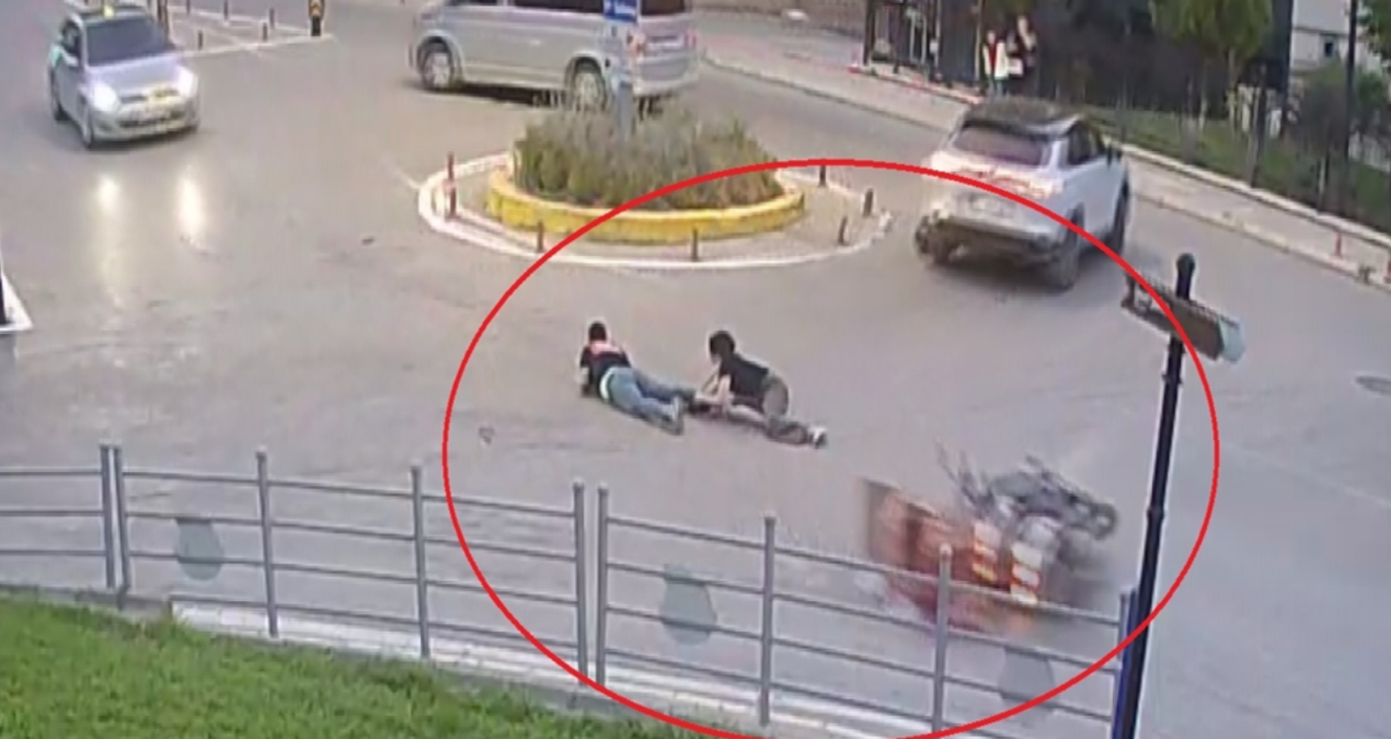 otomobile carpmamak icin ani fren yapti felaketi yasadi usnND552