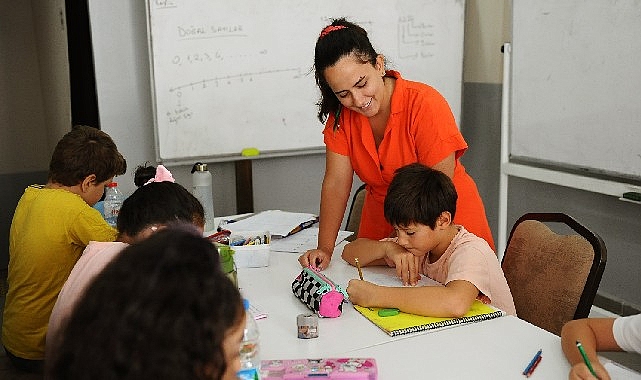 vecdi altay cocuk kulubunde kis kurslari basliyor wjK9GN1x
