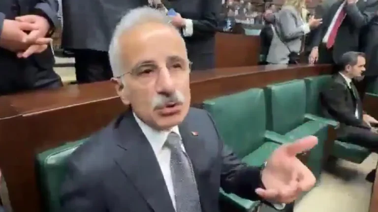 ulastirma-bakani-uraloglu-dusen-libya-ucagi-icin-kayip-kamera-kaydi-iddiasina-yanit-vermedi-LSev2lyG