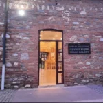 vakiflar-duzenlemesi-sonrasi-bir-devir-daha-efelerde-belediye-binasi-vakfa-gecti-OnFkrcXl