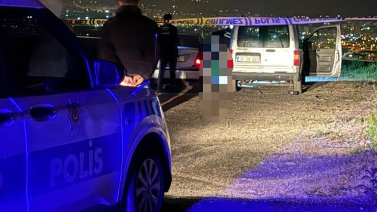 once-mesaj-atti-sonra-canina-kiydi-GNgz82Qd