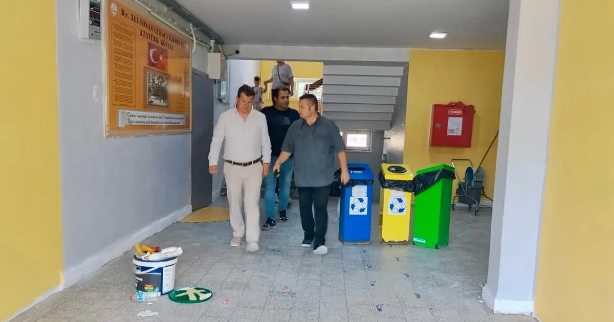 Edirne kesandaki okullarda yaz donemi bakim ve onarim calismalari suruyor t7MsAIRH